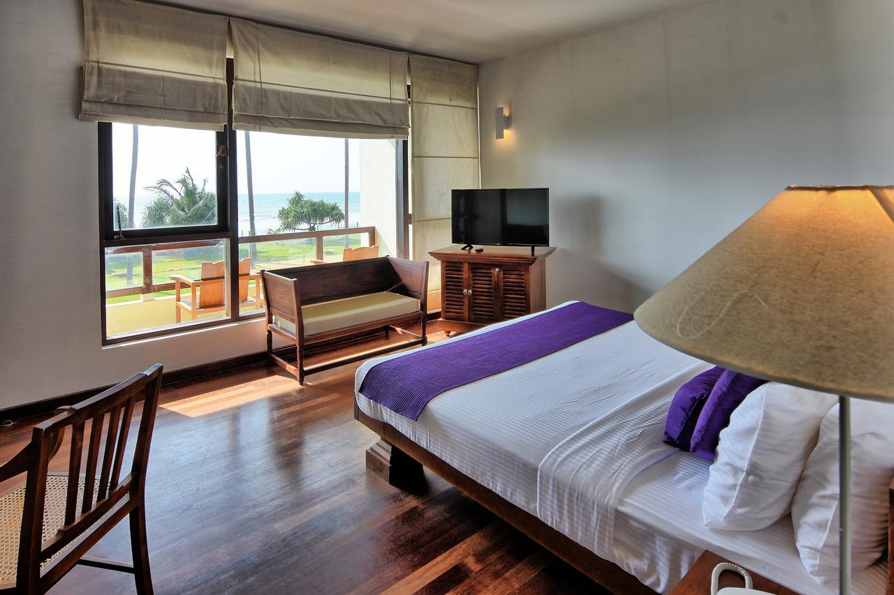 Grand Beach Wadduwa Exterior foto