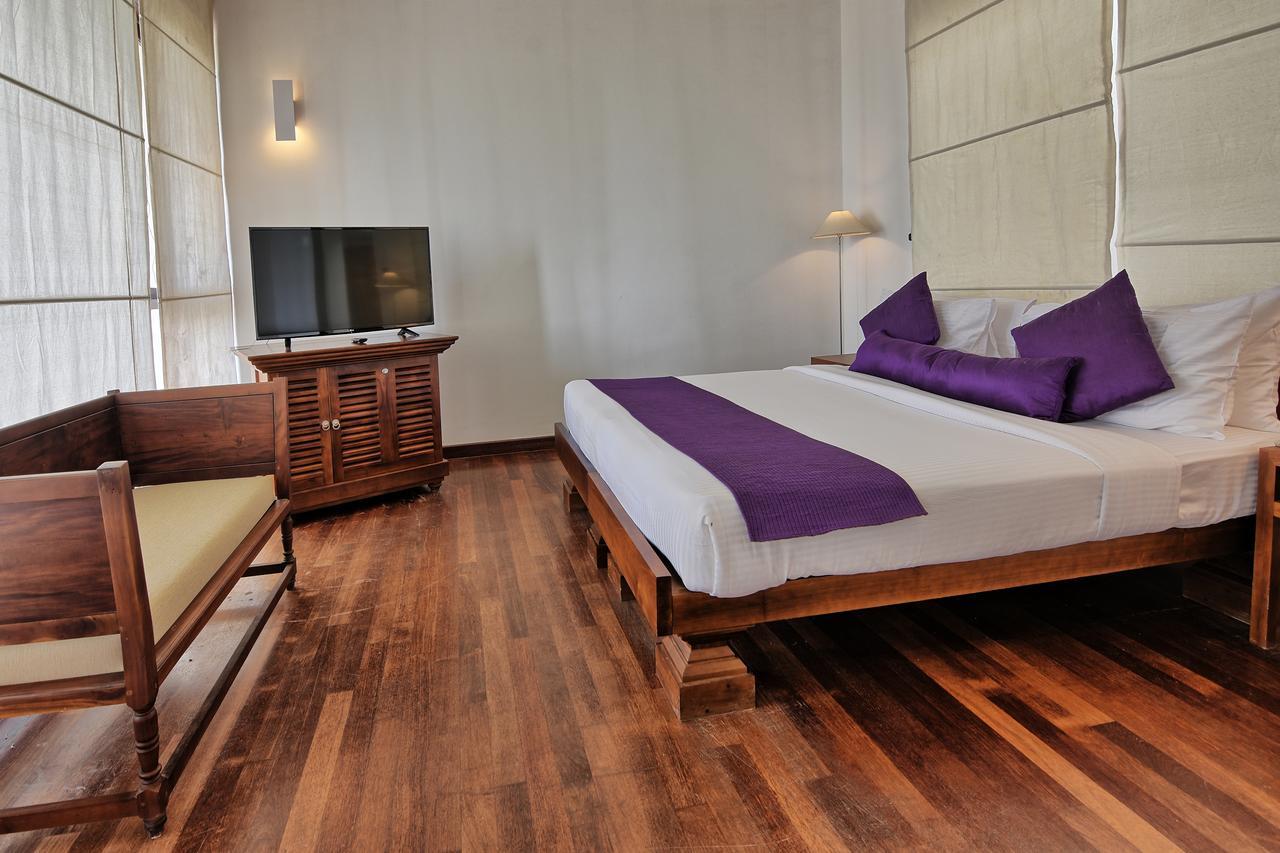 Grand Beach Wadduwa Exterior foto