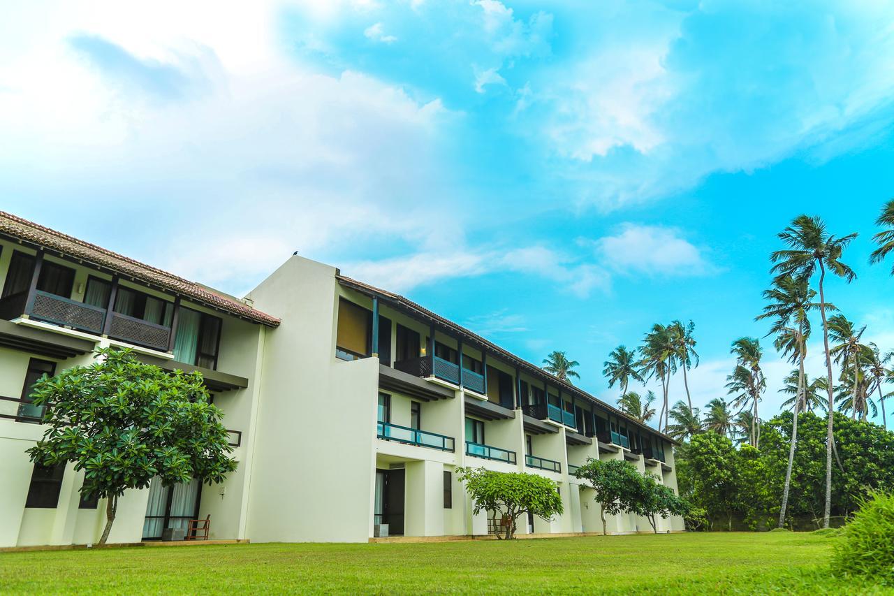 Grand Beach Wadduwa Exterior foto